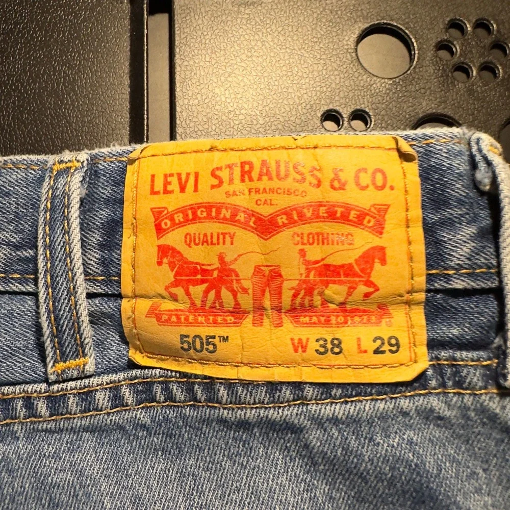 Levi's 505 Regular Fit‎ Jeans Mens 38x29 Blue Baggy Distressed Grunge Streetwear